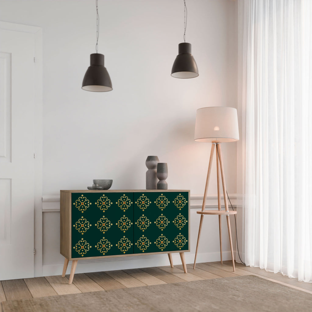 ROYAL MEDALLION 2-Door Sideboard in Oak Effect