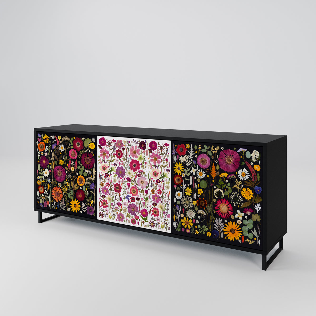 DAYNITE GARDEN Μπουφές 3-θυρών