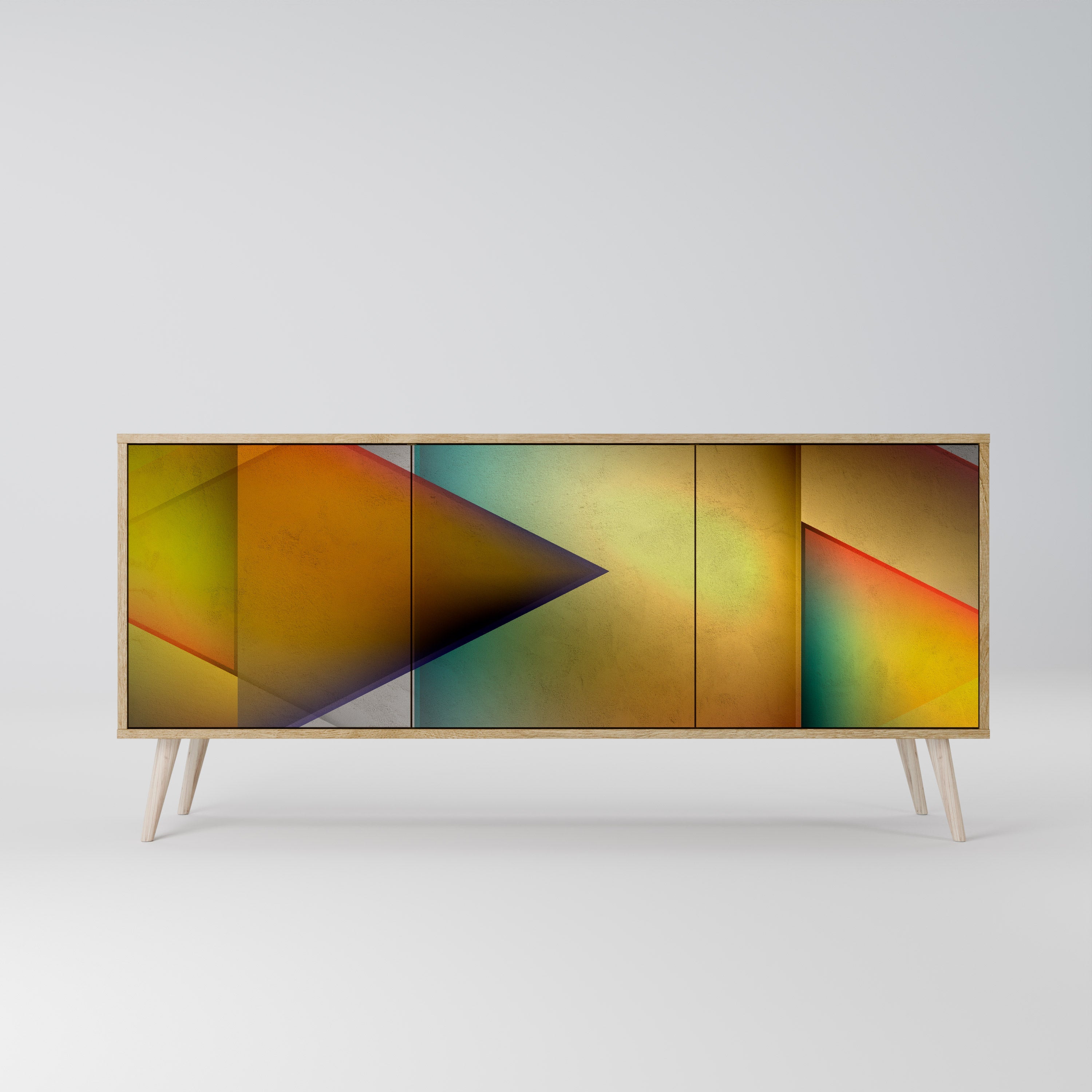PIERCING SHARPNESS 3-Door Sideboard in Oak Effect