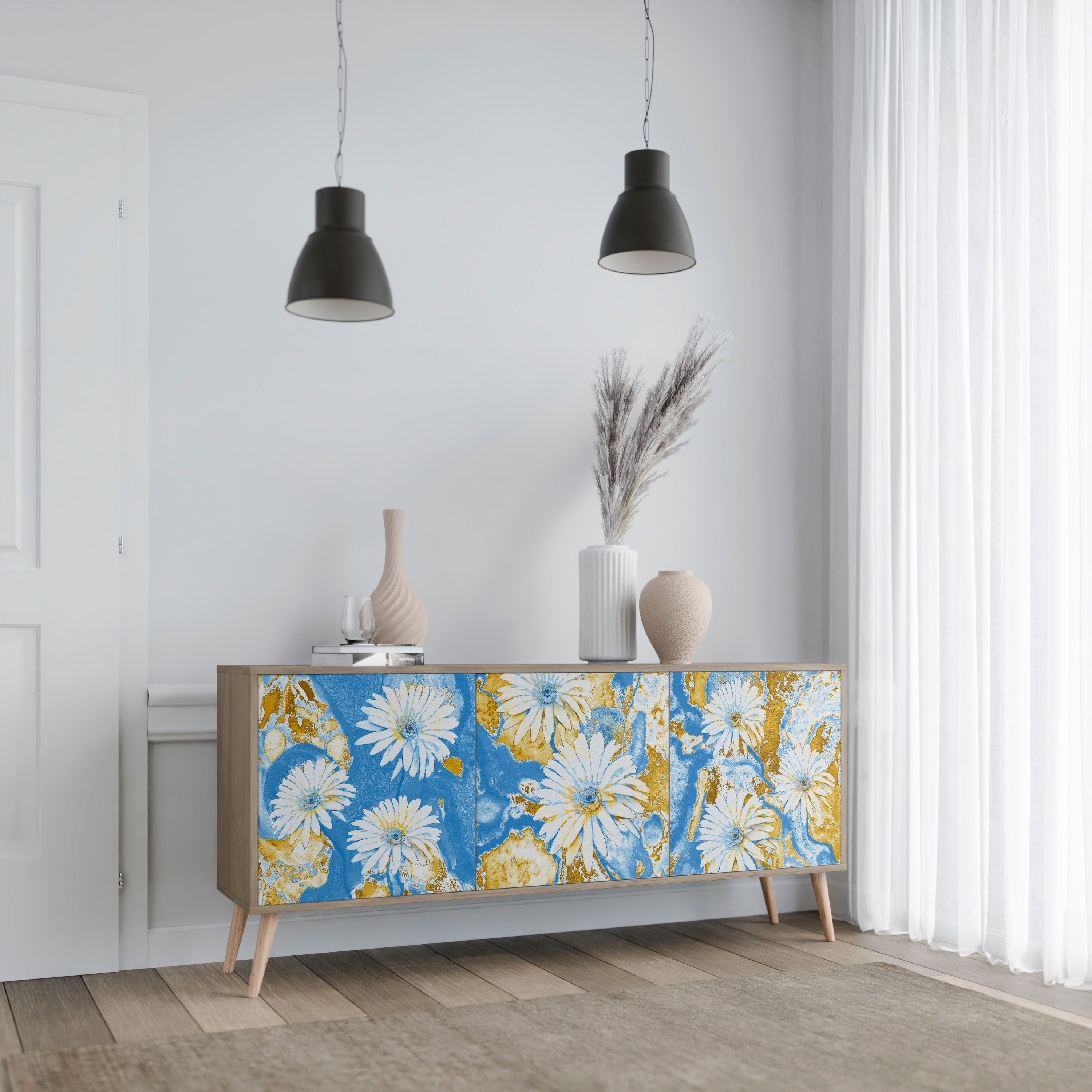 DAISY LUXE 3-Door Sideboard in Oak Effect