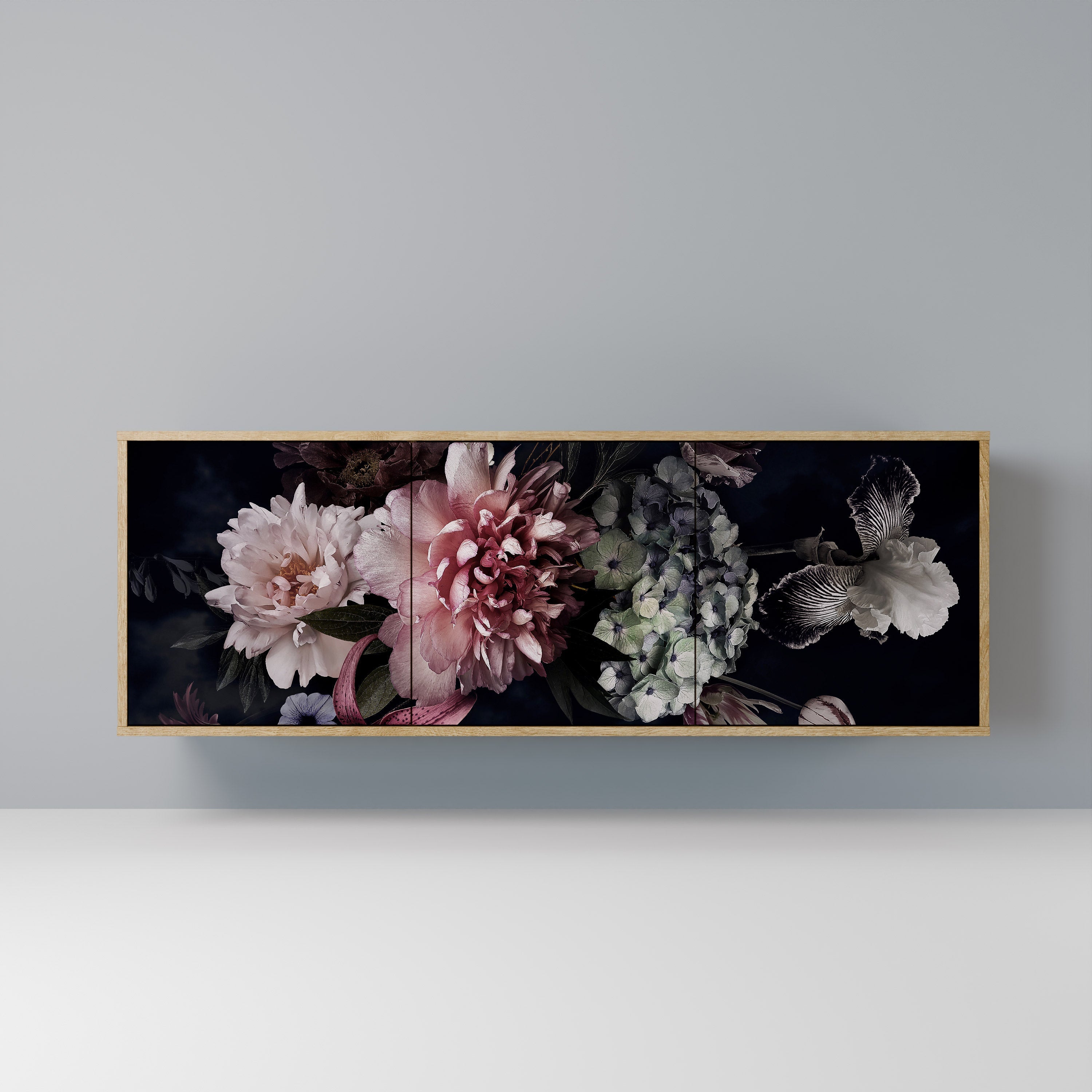 PURE BLOSSOM 3-Door Sideboard in Oak Effect