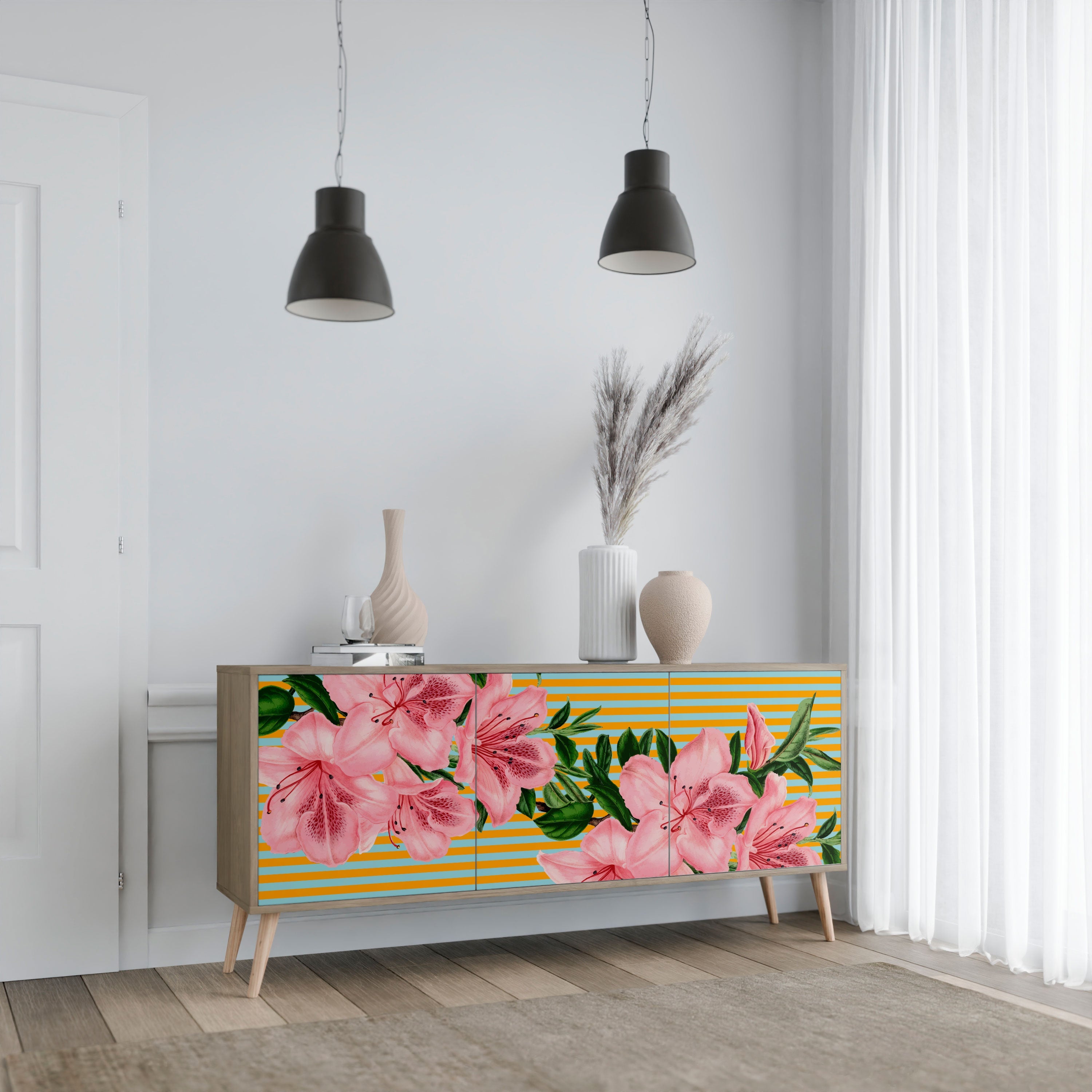 FRAGILE BEAUTY 3-Door Sideboard in Oak Effect