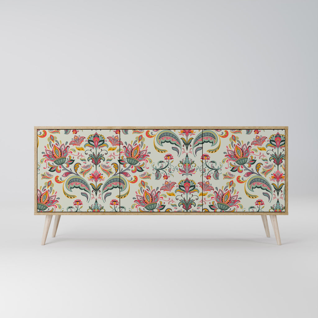 ORGANIC FOLKLORE 3-Door Sideboard in Oak Effect