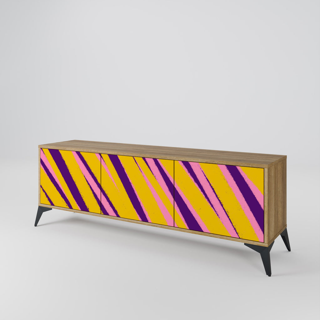 DREAMS COME TRUE 3-Door TV Stand in Oak Effect