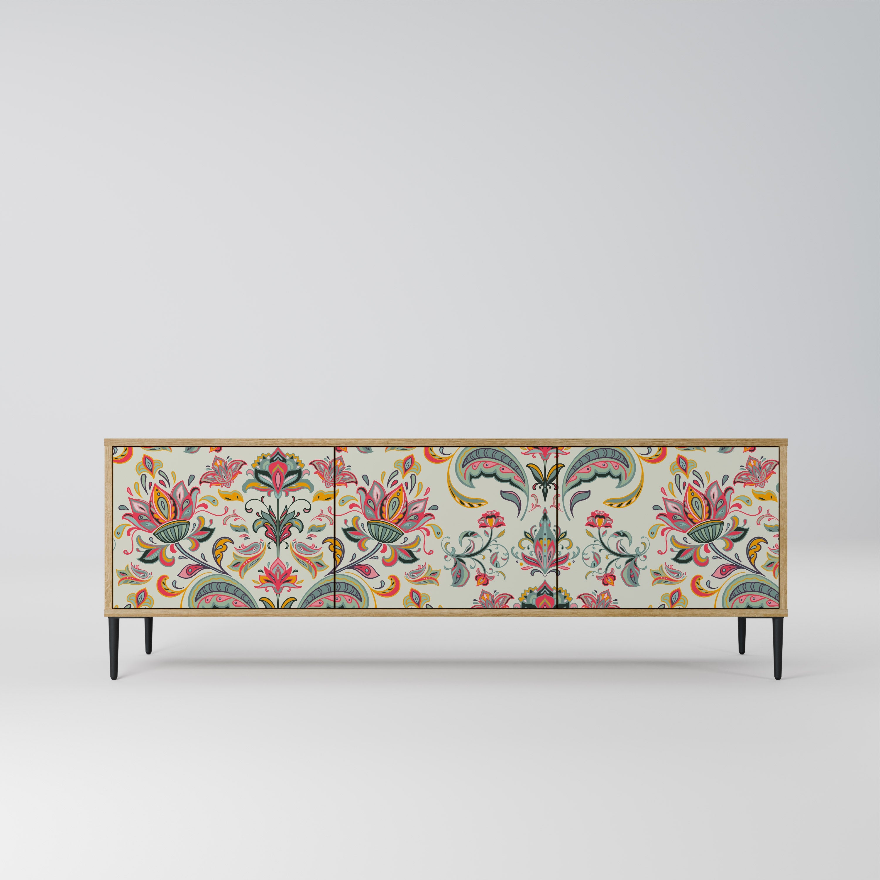 ORGANIC FOLKLORE 3-Door TV Stand in Oak Effect