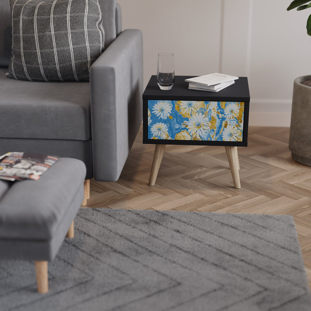 DAISY LUXE Nightstand in Black Finish