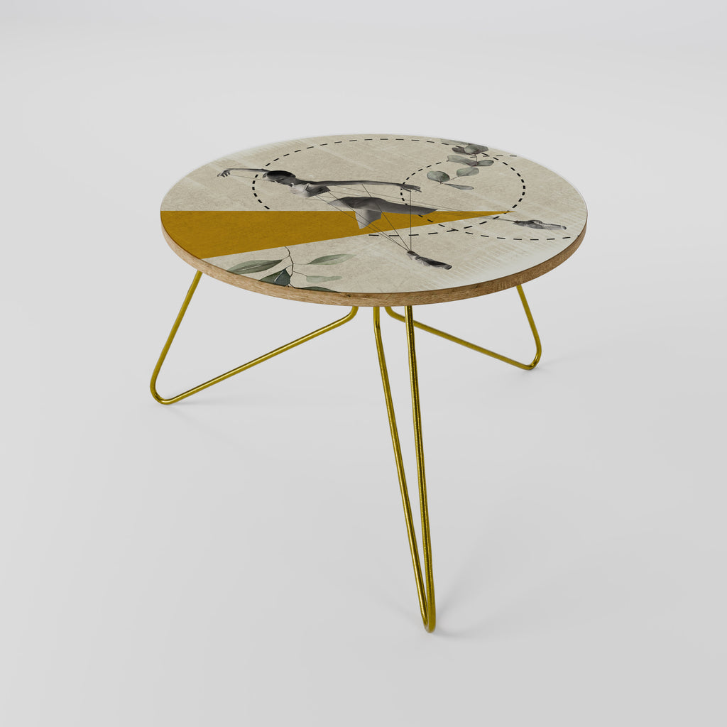 TRIANGLE MOVEMENT Coffee Table