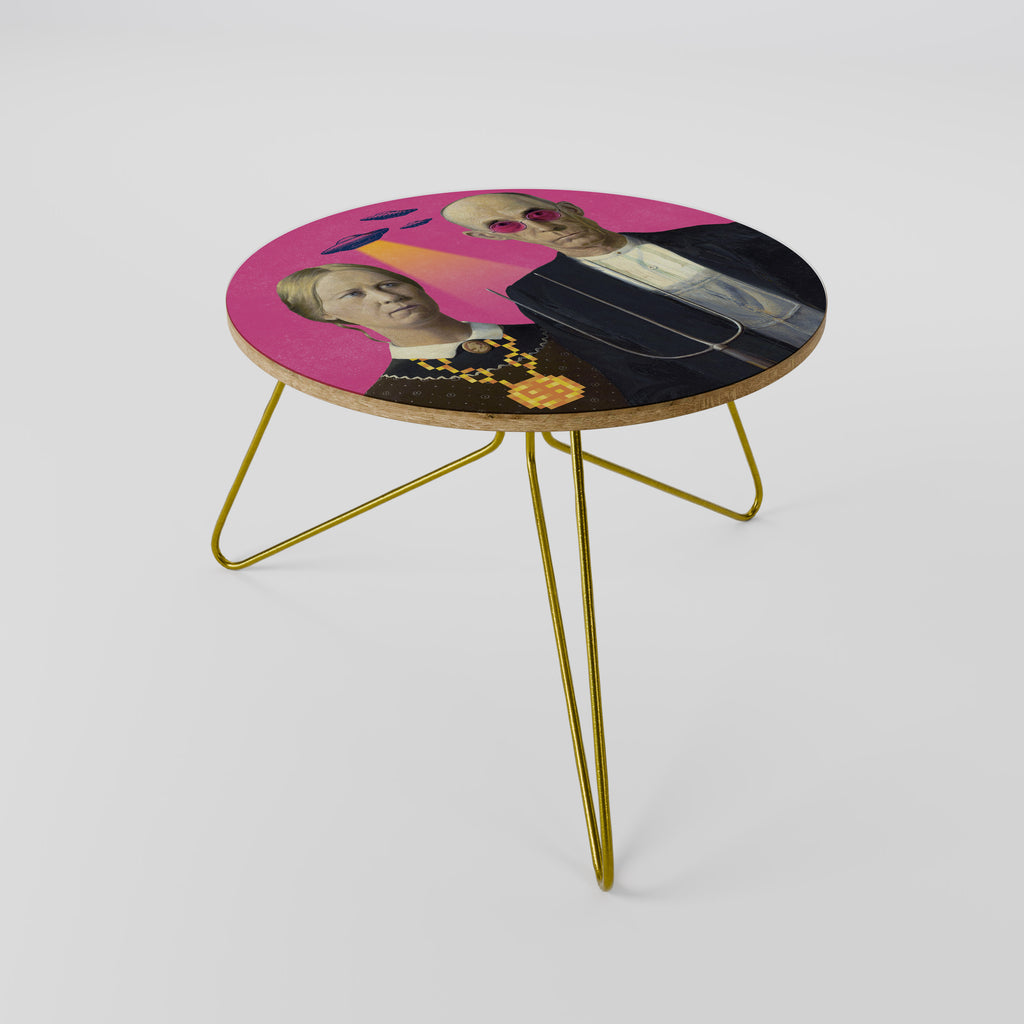 AMERICAN GOTHIC ALIEN Coffee Table