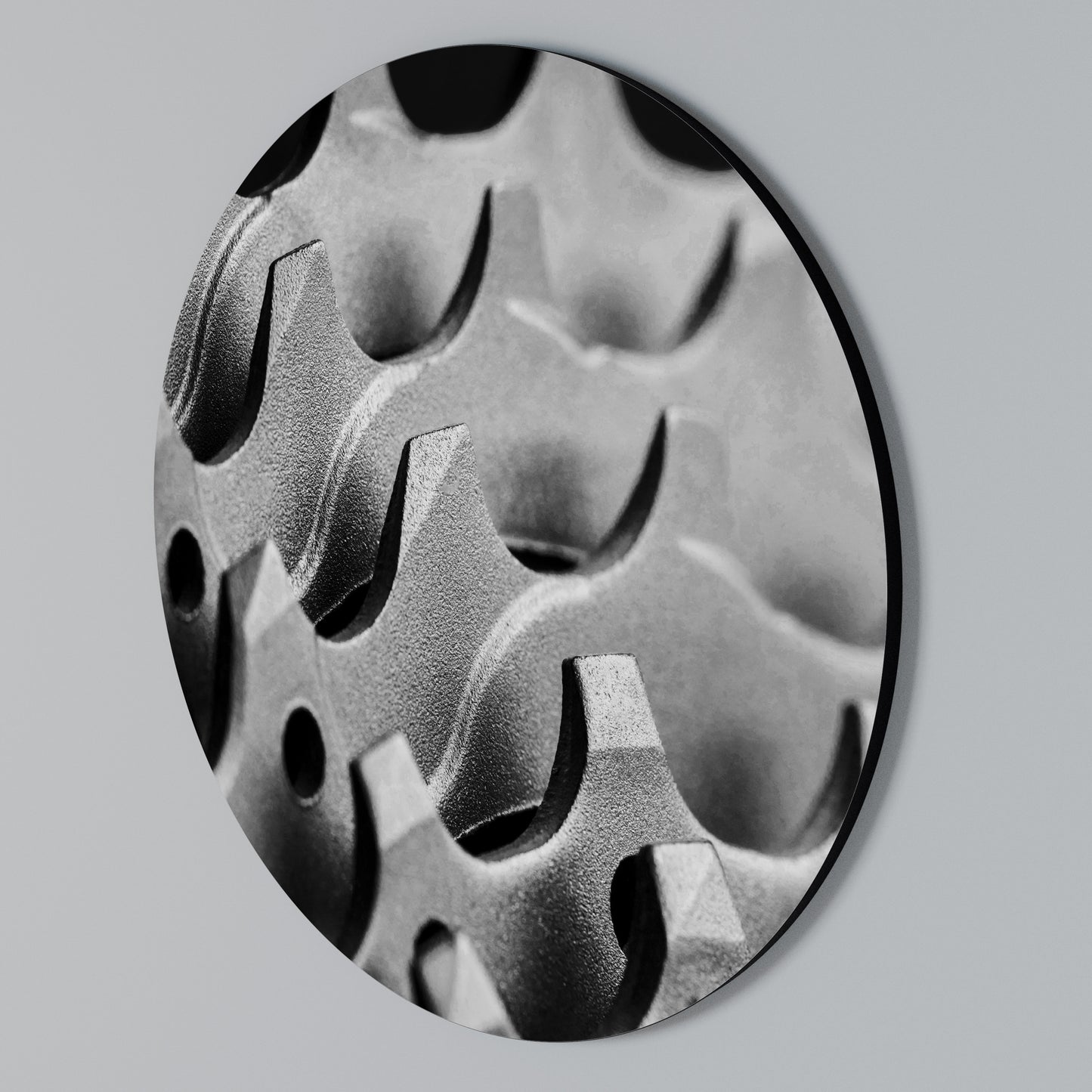 GEARSCAPE SYMPHONY Round Wall Art