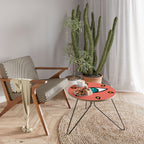 SEE EVERYTHING Coffee Table