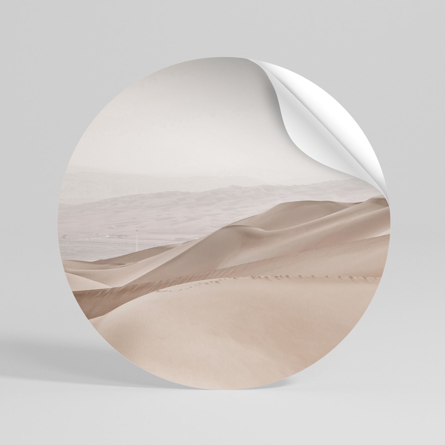 TRANQUIL TIDES Αυτοκόλλητη Αφίσα στρογγυλή