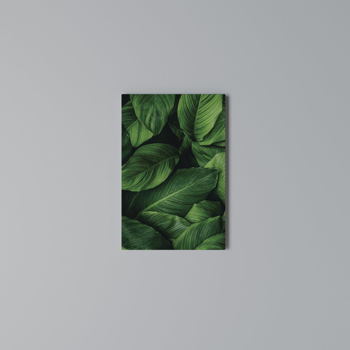 VIBRANT LEAFY EMBRACE Κατακόρυφος Πίνακας σε Καμβά