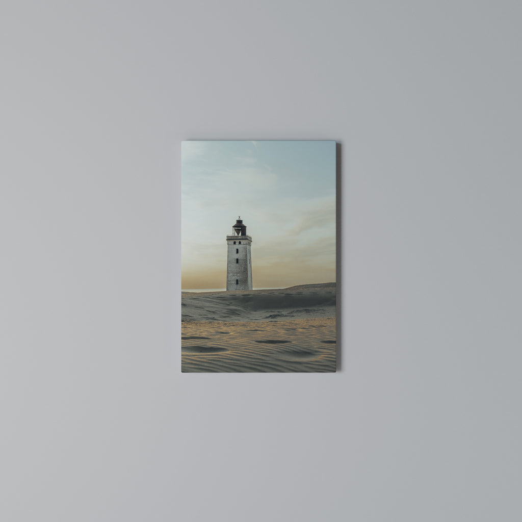 LIGHTHOUSE IN LIMBO Κατακόρυφος Πίνακας σε Καμβά