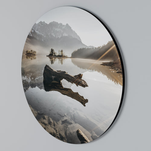 SILENT WATERSCAPE Round Wall Art