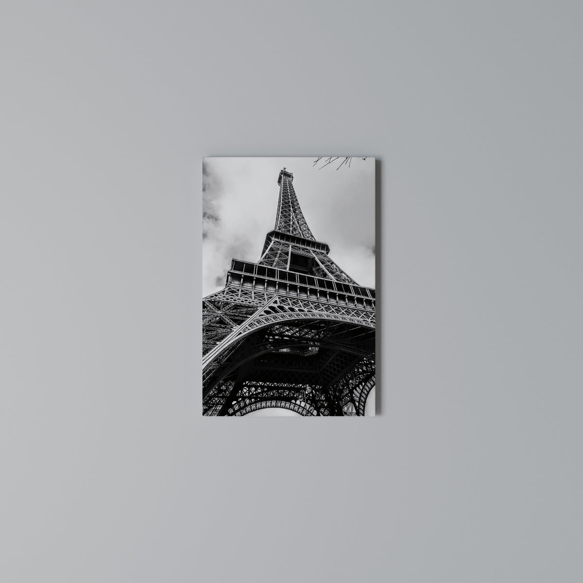 MONOCHROME PARISIAN ICON Κατακόρυφος Πίνακας σε Καμβά
