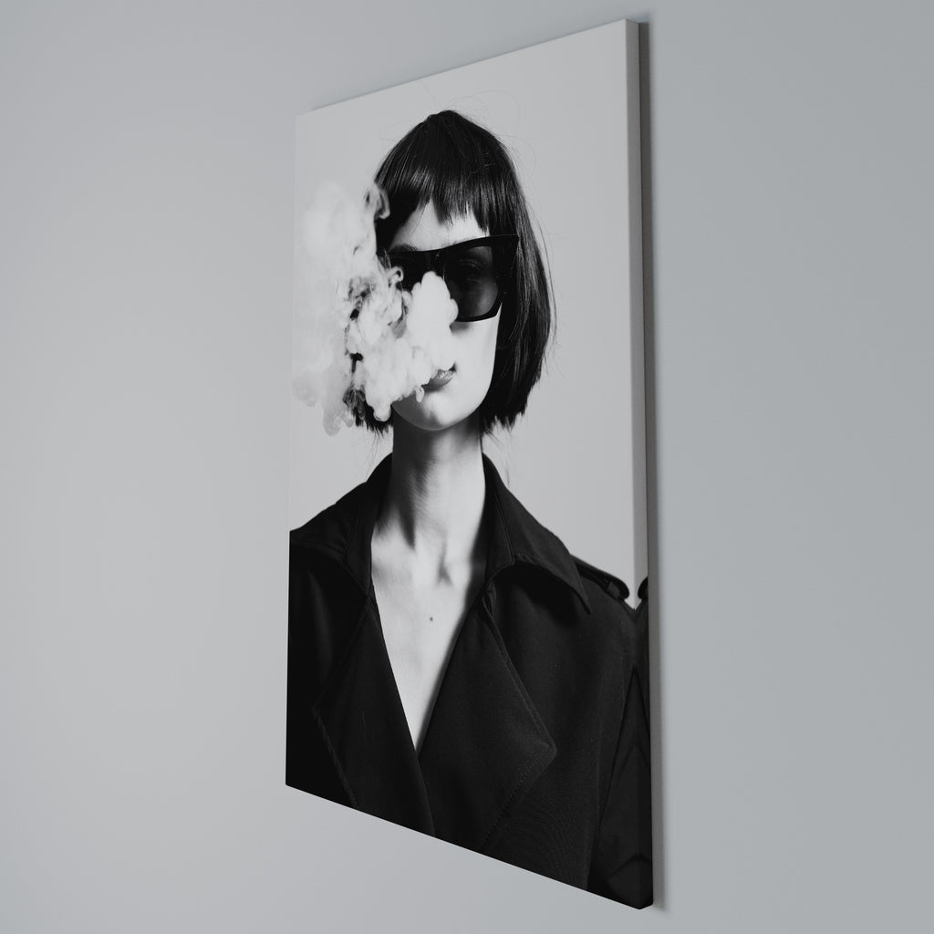 SMOKY BELLE Κατακόρυφος Πίνακας σε Καμβά