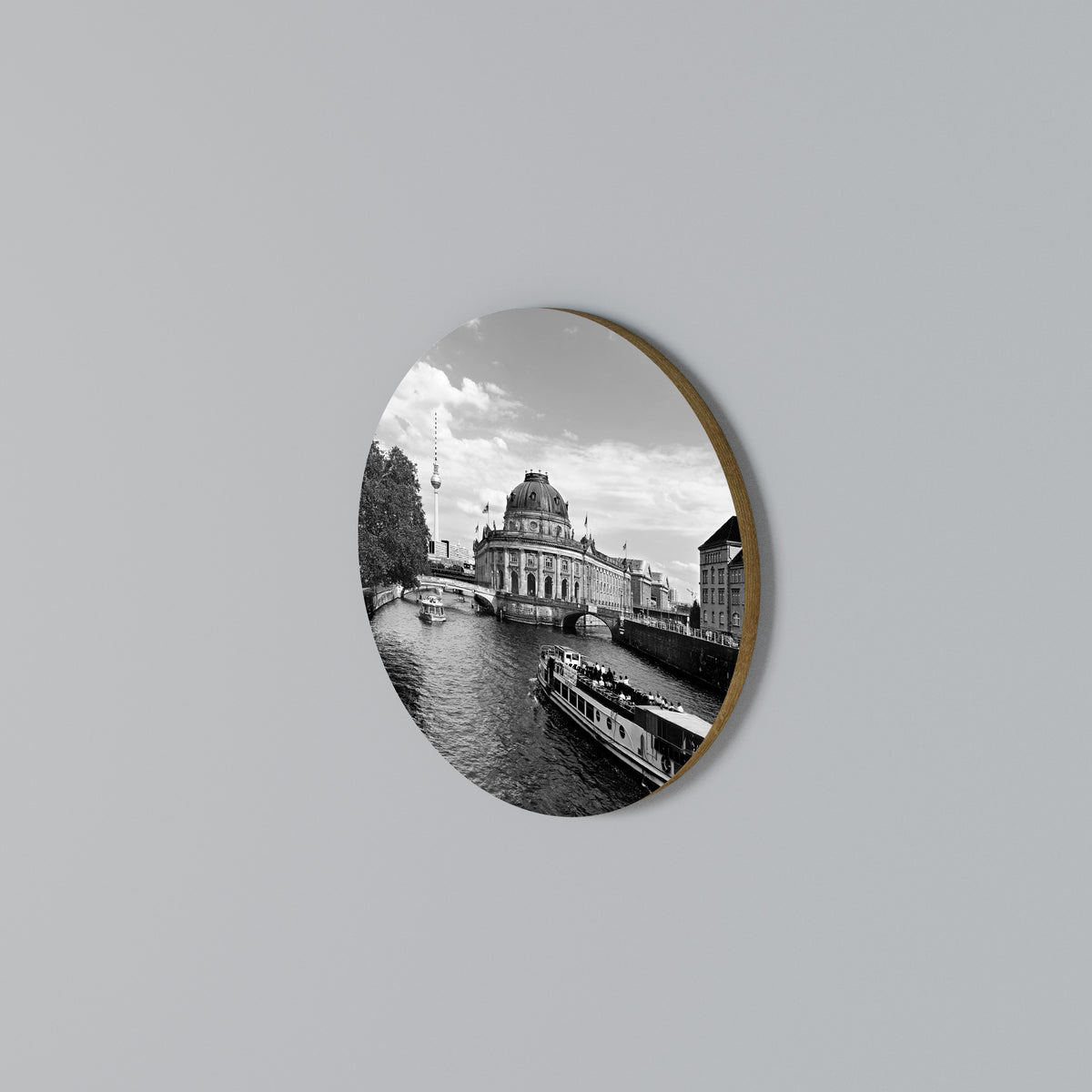 GHOSTS OF HISTORY Round Wall Art