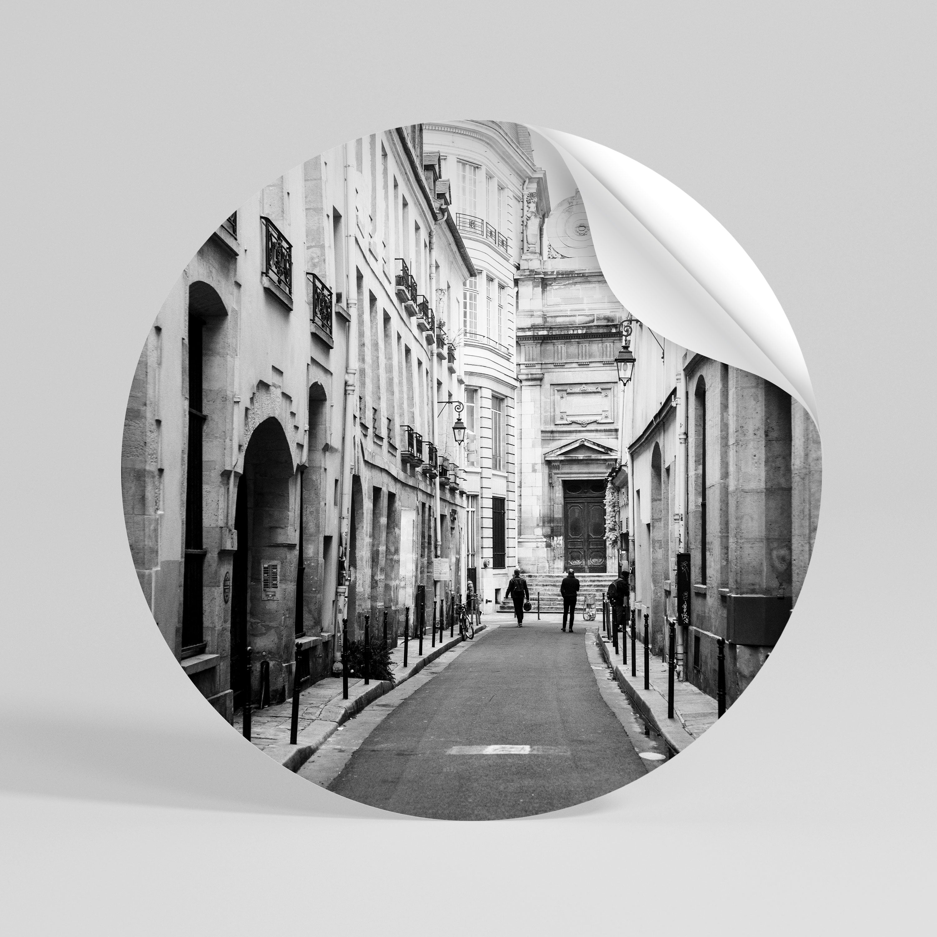 SECRET PATHWAYS UNVEILED Αυτοκόλλητη Αφίσα στρογγυλή