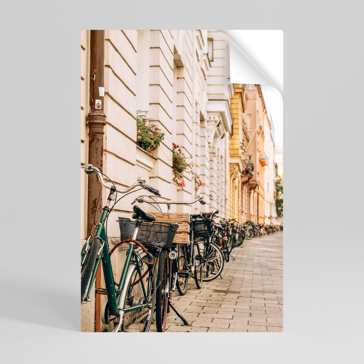URBAN CYCLE HAVEN Αυτοκόλλητη Αφίσα κάθετη