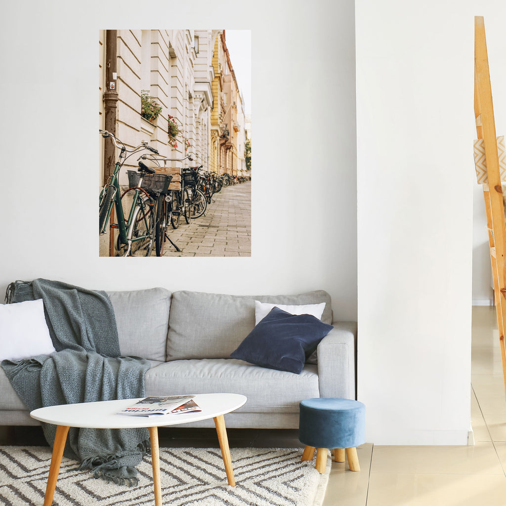 URBAN CYCLE HAVEN Αφίσα με κάθετη επικόλληση και ξεφλούδισμα
