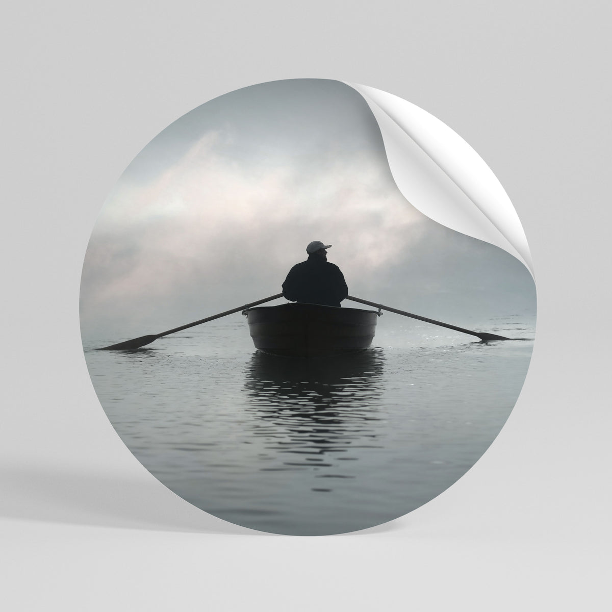 SAIL INTO THE UNKNOWN Αυτοκόλλητη Αφίσα στρογγυλή