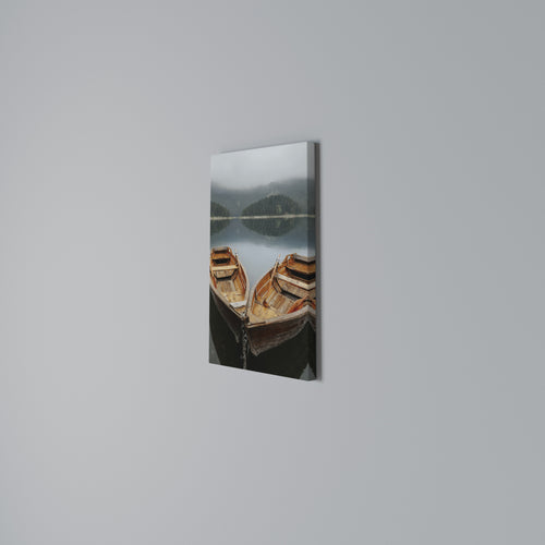 HARMONY OF BOATS Κατακόρυφος Πίνακας σε Καμβά