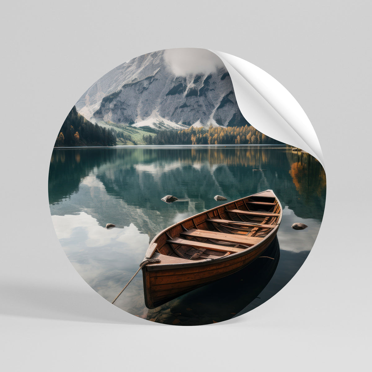 MOUNTAINSIDE REFLECTIONS Αυτοκόλλητη Αφίσα στρογγυλή