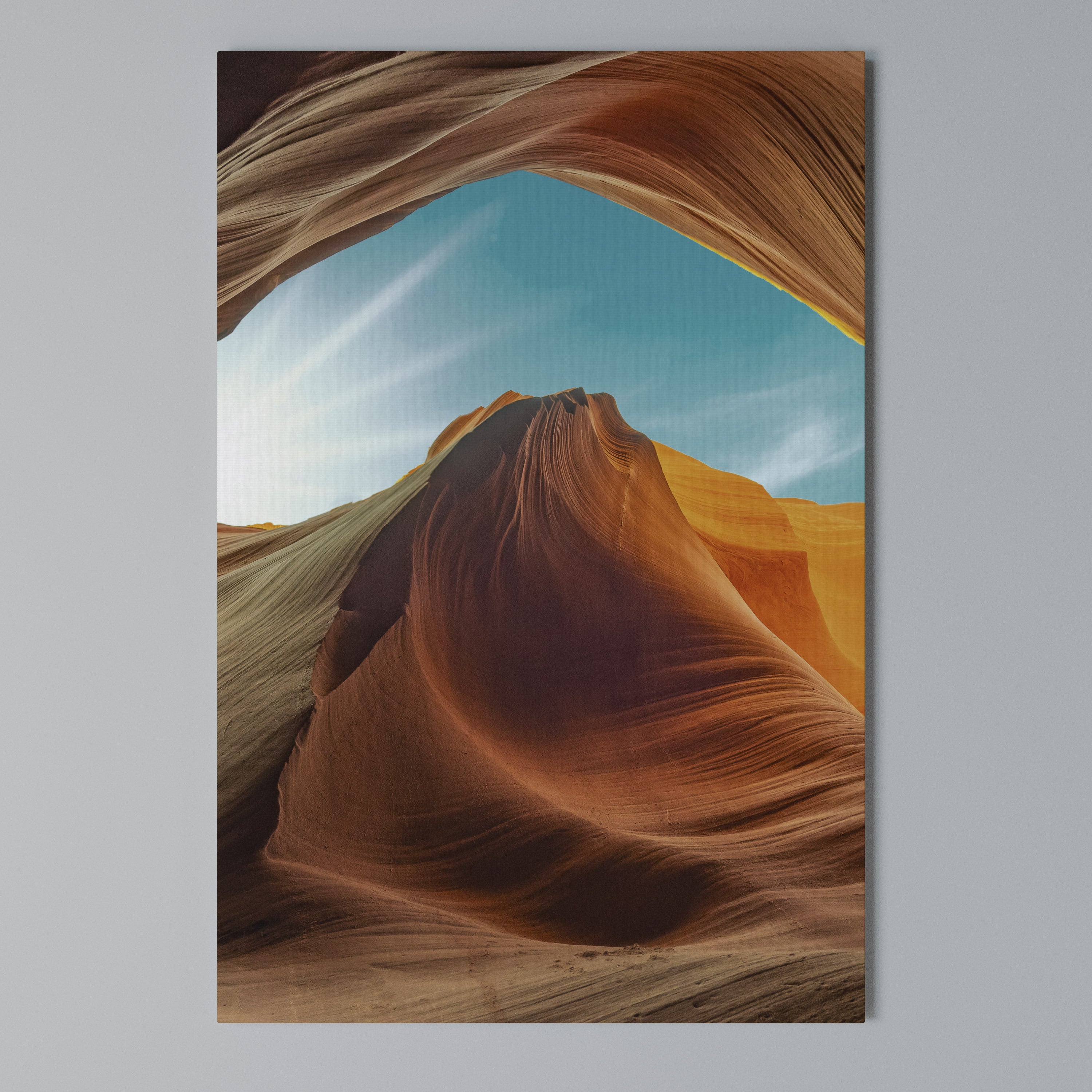 THE CANYON'S WHISPER Κατακόρυφος Πίνακας σε Καμβά