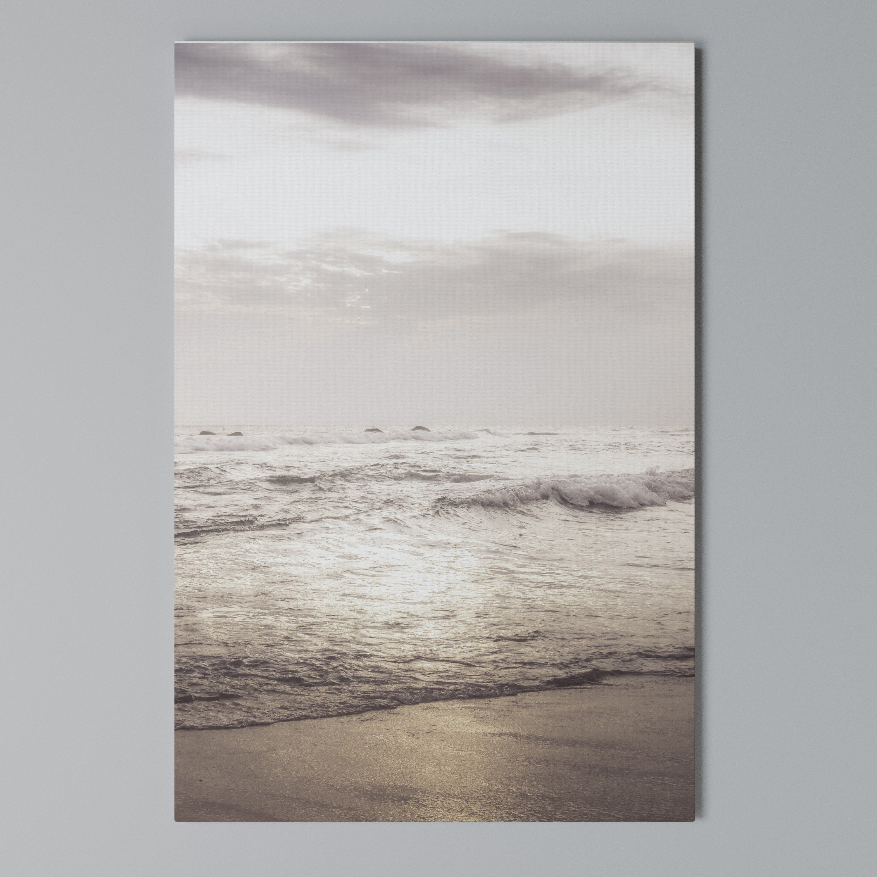WHISPERS OF THE OCEAN Κατακόρυφος Πίνακας σε Καμβά