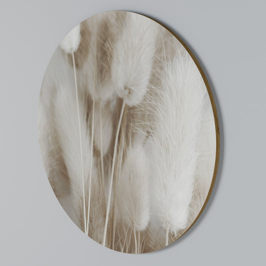 SOFTNESS IN FOCUS Round Wall Art