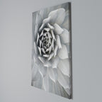 ELEGANT PETAL SWIRL Κατακόρυφος Πίνακας σε Καμβά