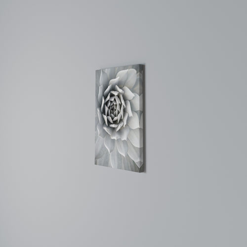 ELEGANT PETAL SWIRL Κατακόρυφος Πίνακας σε Καμβά