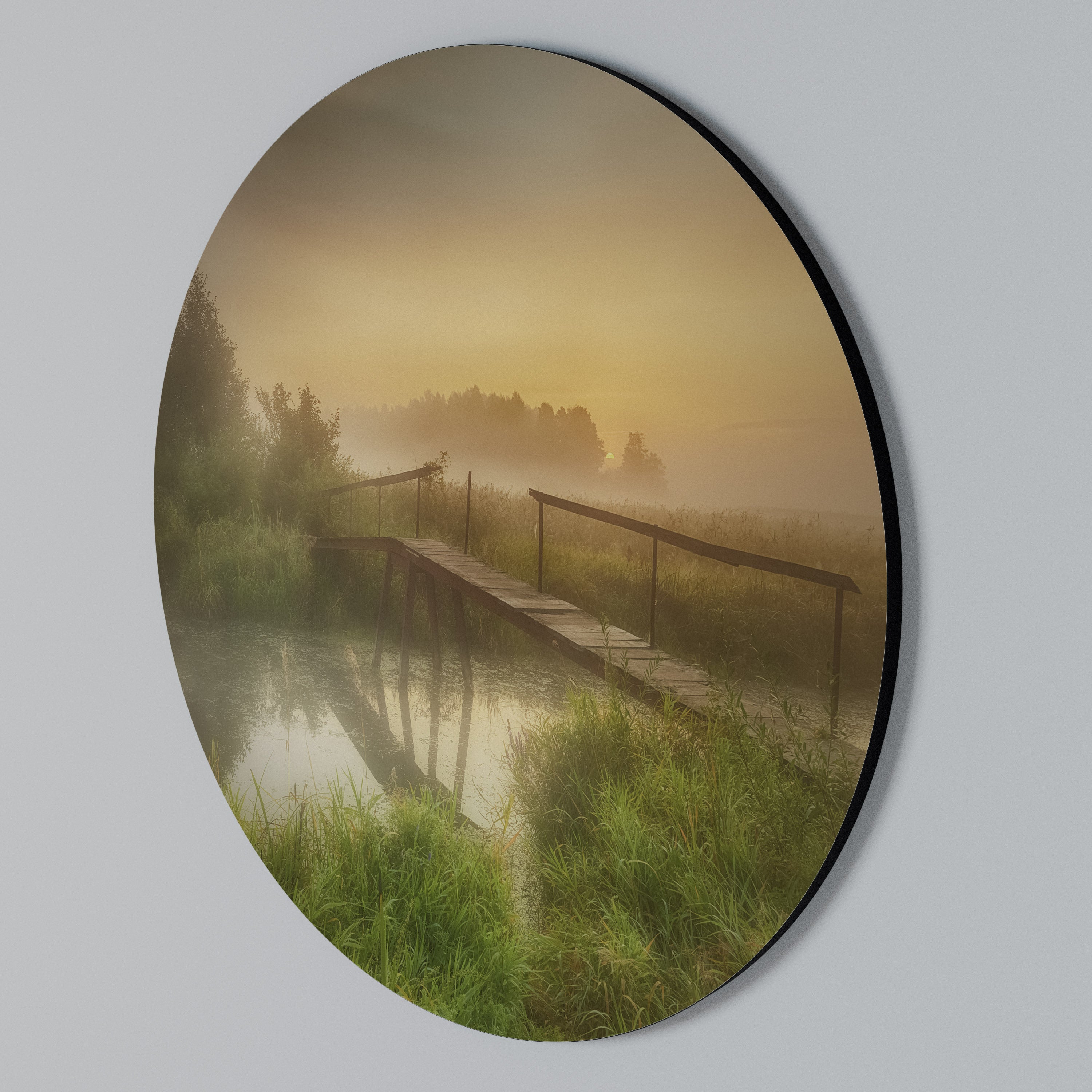DREAMY HAZE Round Wall Art