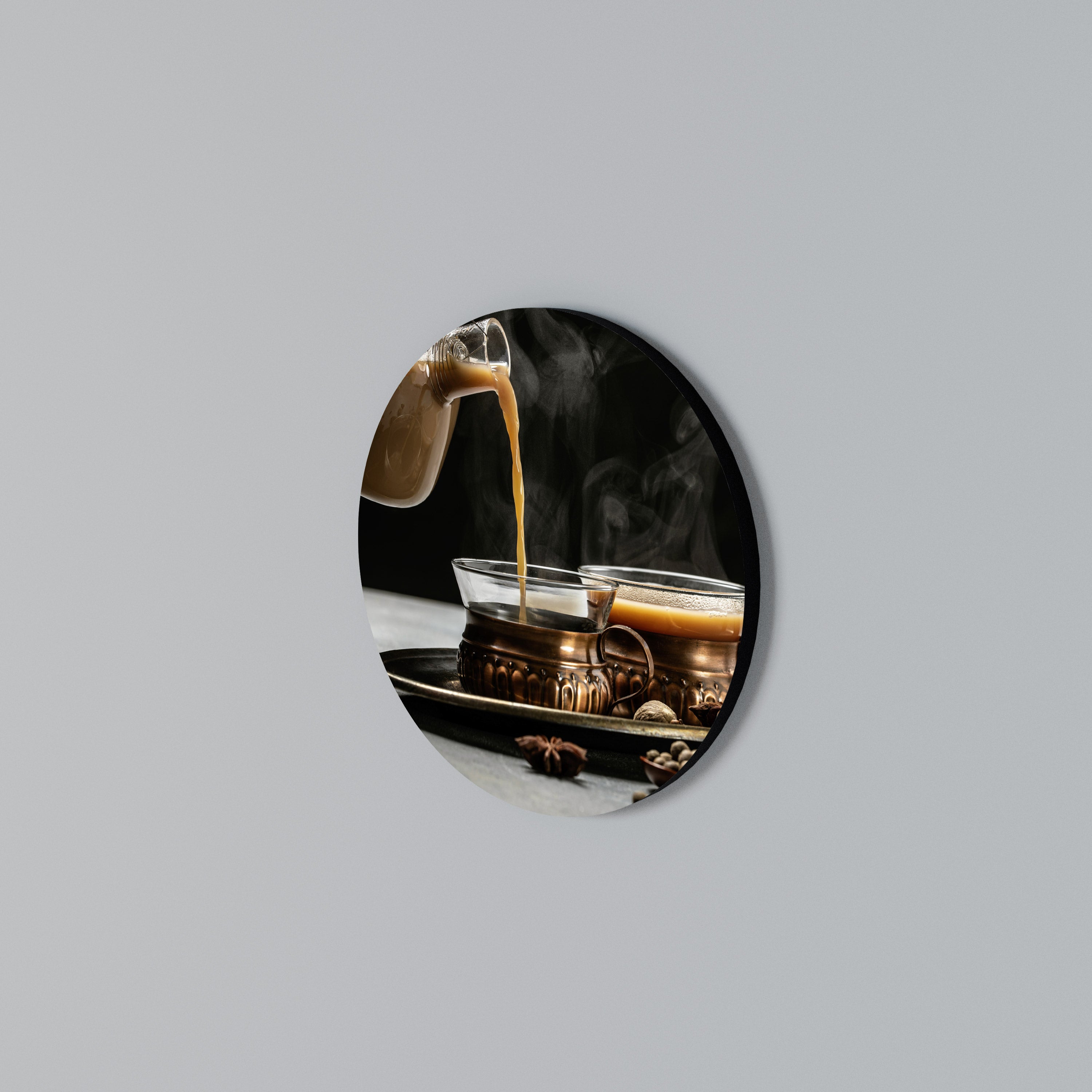 STEAMING SIPS OF SERENITY Στρογγυλός πίνακας ζωγραφικής