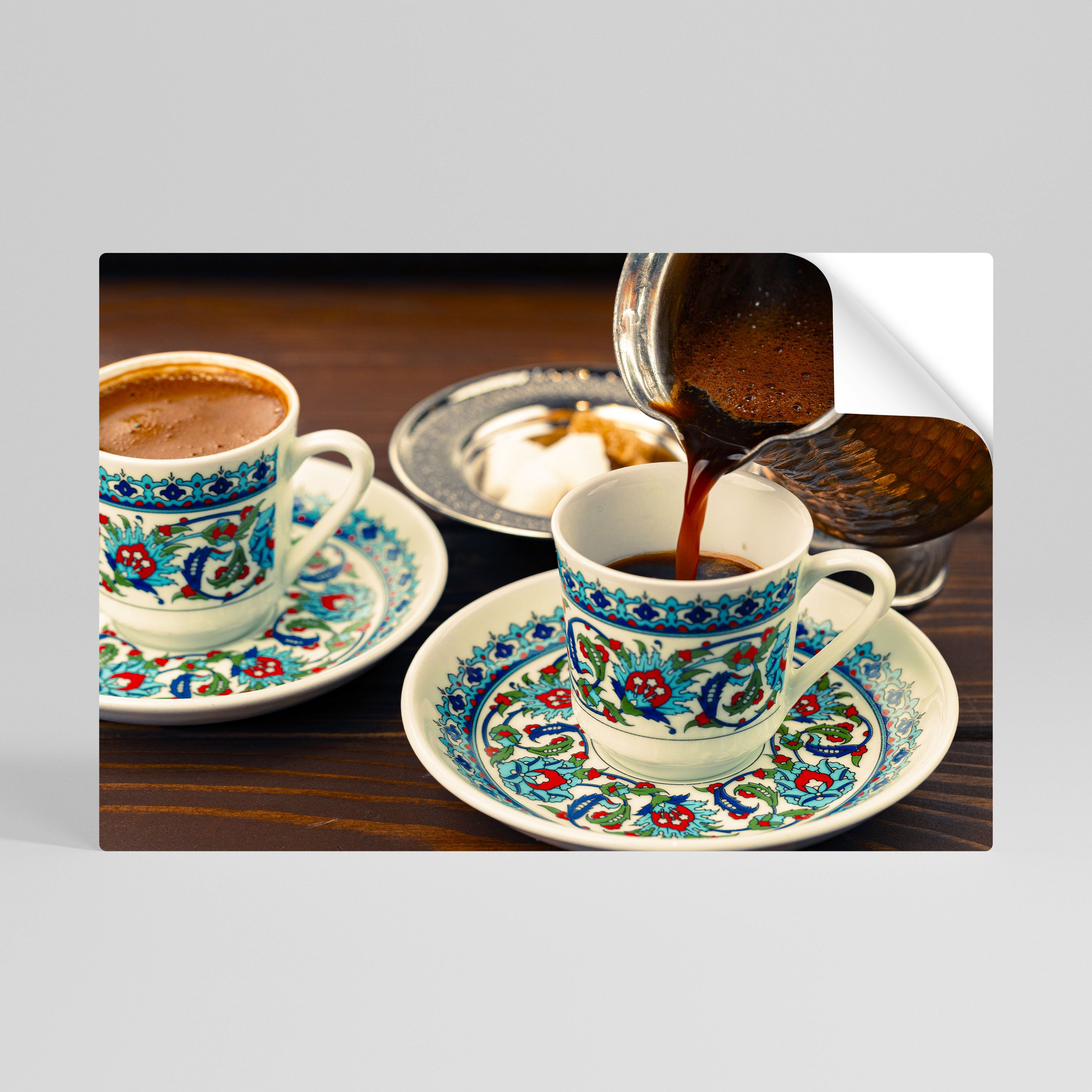 TRADITION IN A CUP Αυτοκόλλητη "Peel and Stick" Αφίσα οριζόντια