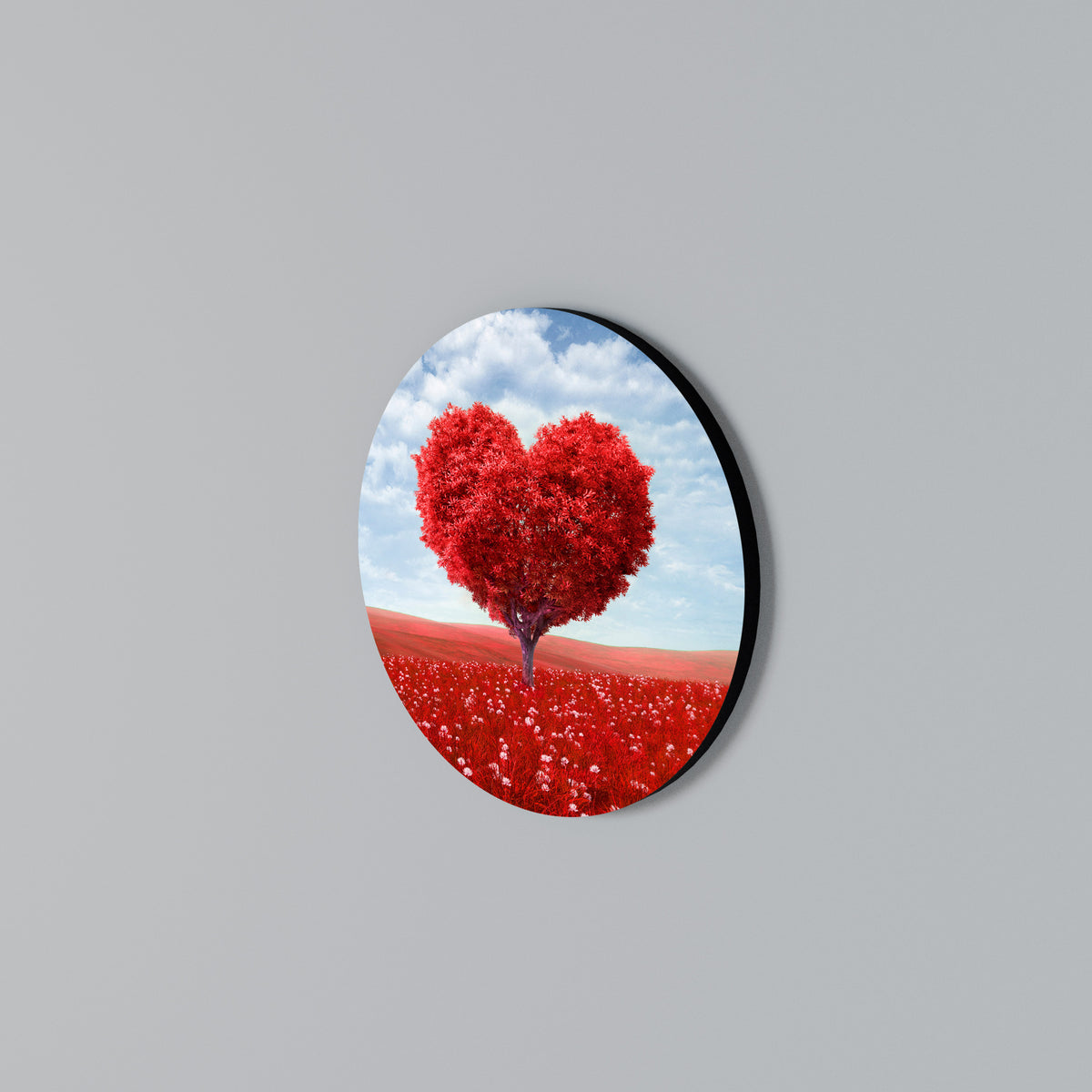 LOVE’S EMBRACE Στρογγυλός πίνακας ζωγραφικής
