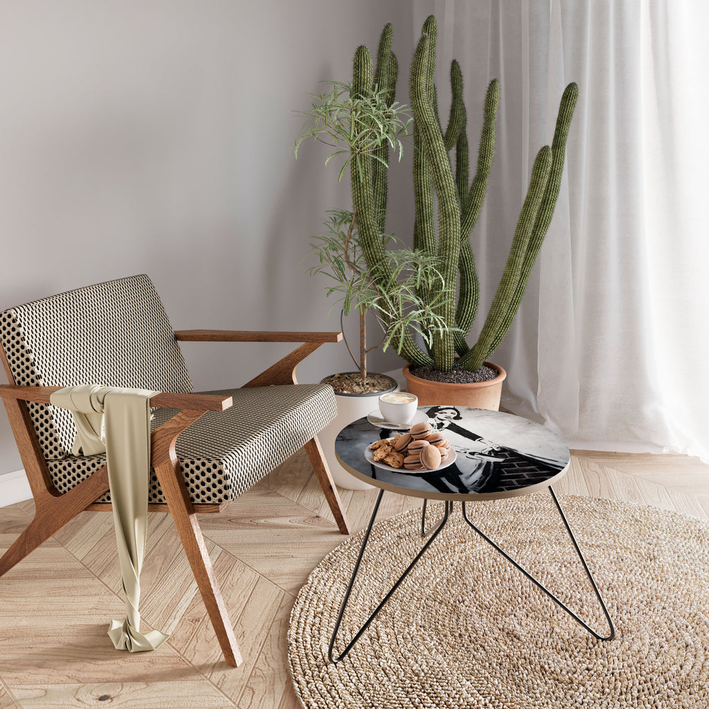 SWEEPING UNDER (BANKSY) Τραπεζάκι σαλονιού