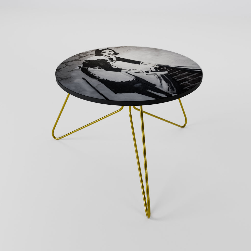 SWEEPING UNDER (BANKSY) Τραπεζάκι σαλονιού