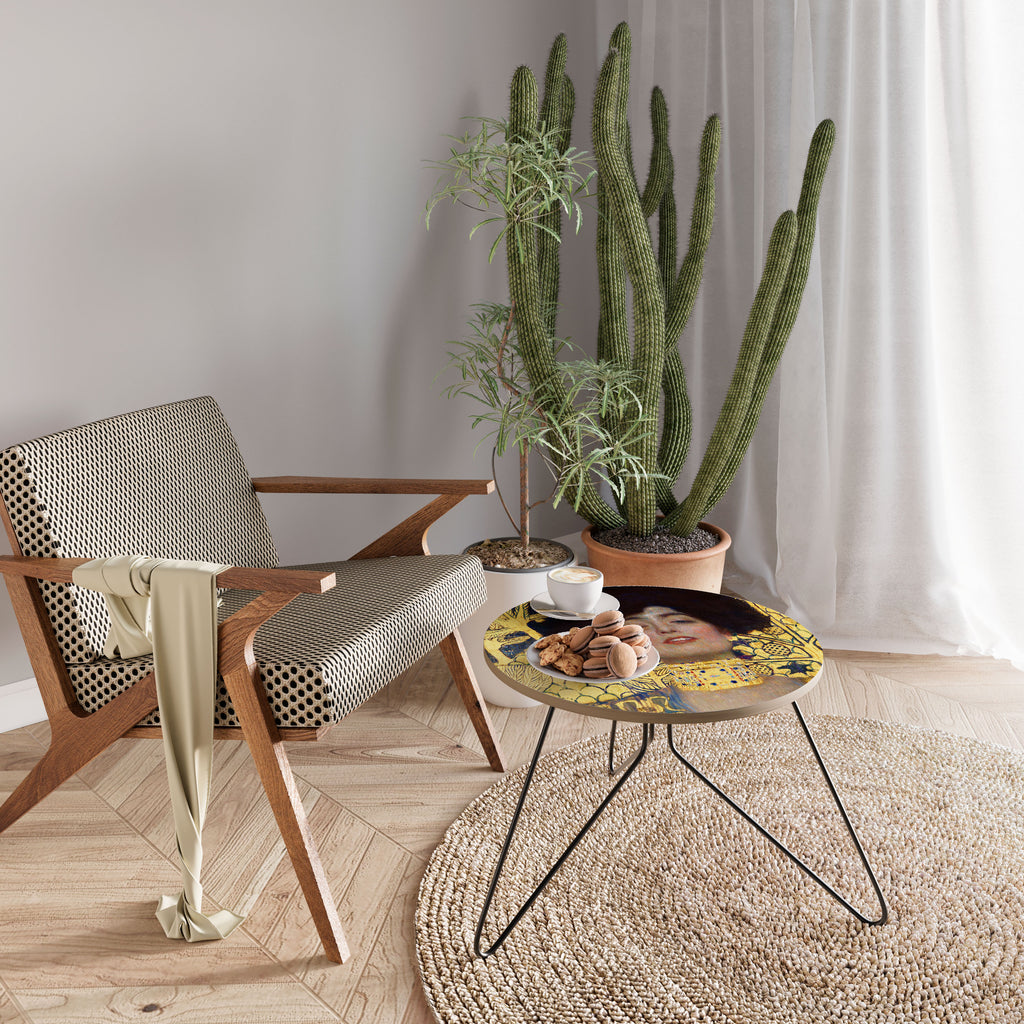 JUDITH WITHOUT HOLOFERNES Coffee Table