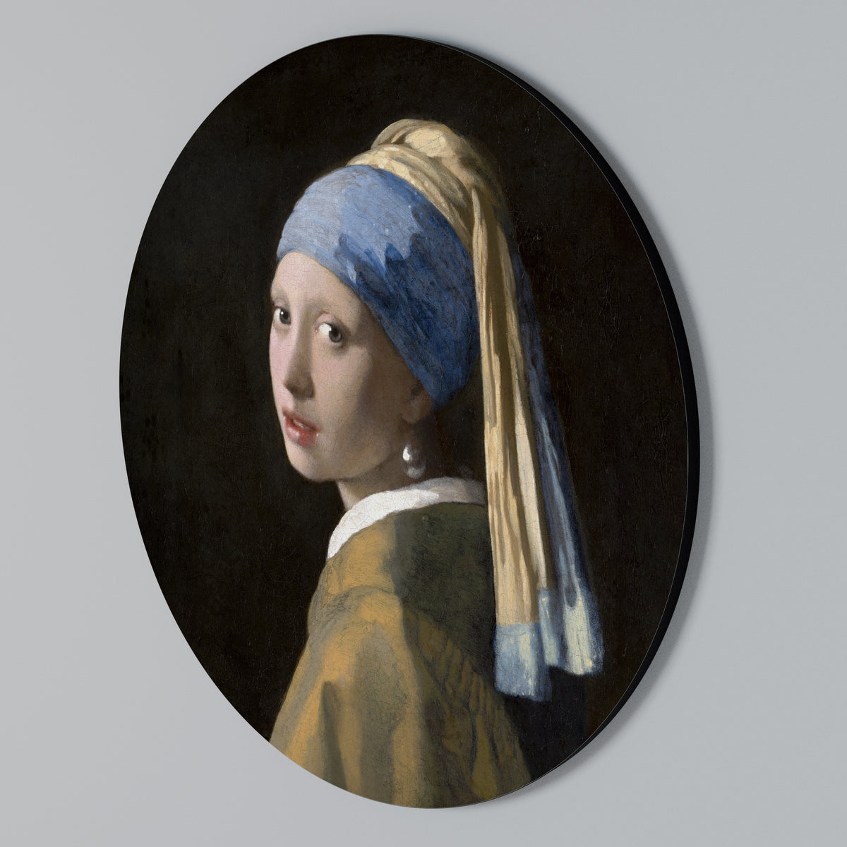GIRL WITH A PEARL EARING Round Wall Art