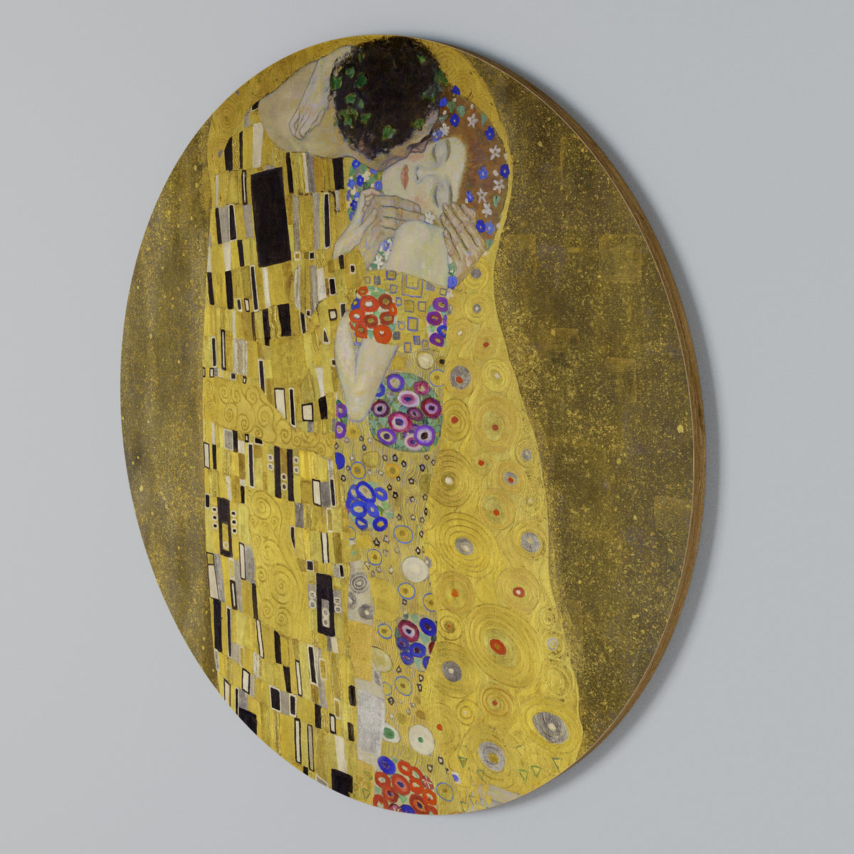 THE KISS Round Wall Art