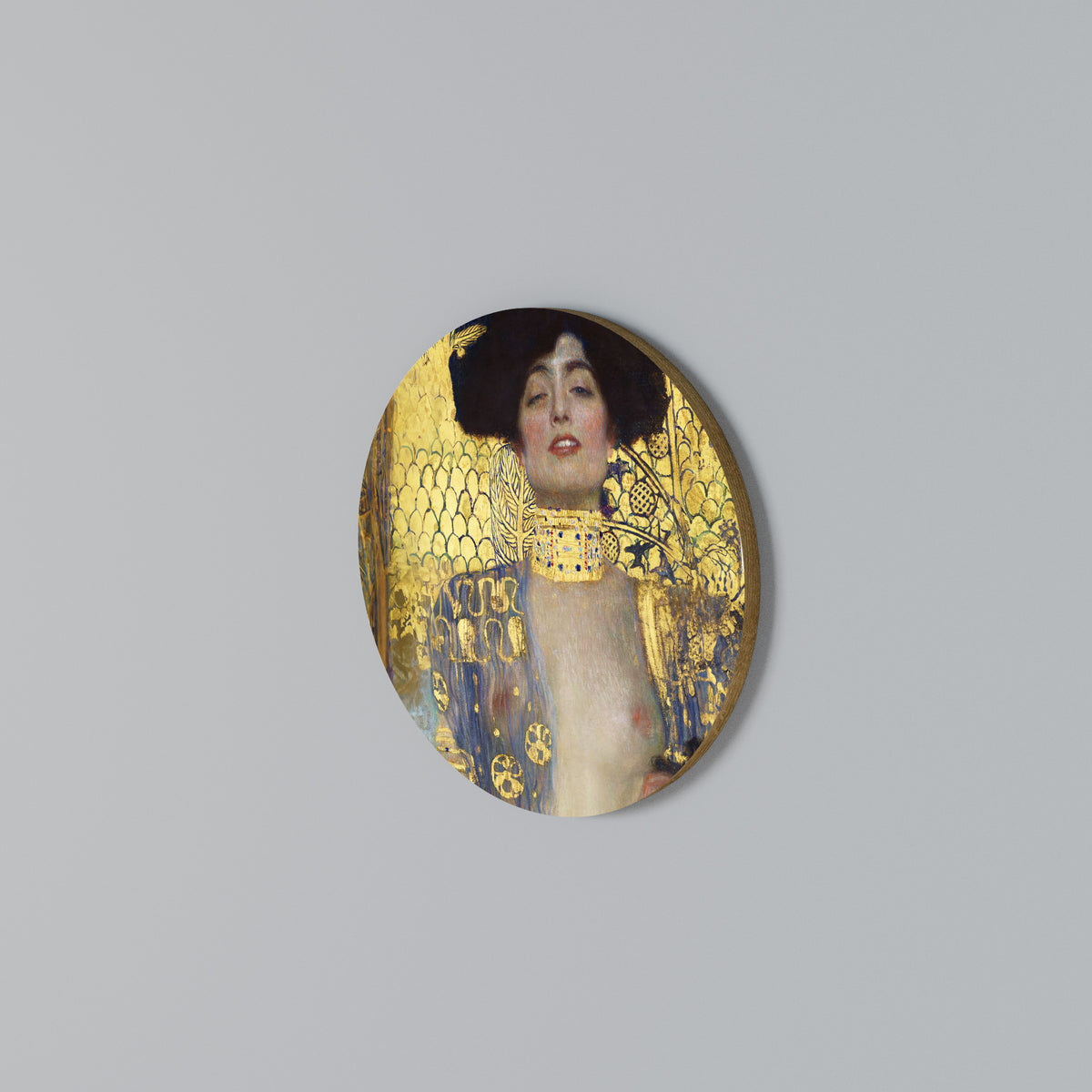 JUDITH & HOLOFERNES Round Wall Art