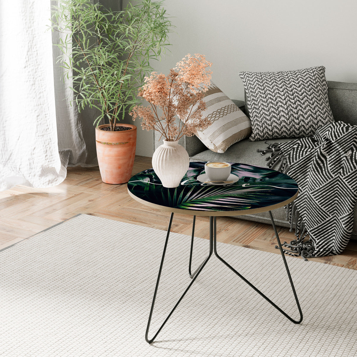 LOVE IN LEAVES Coffee Table