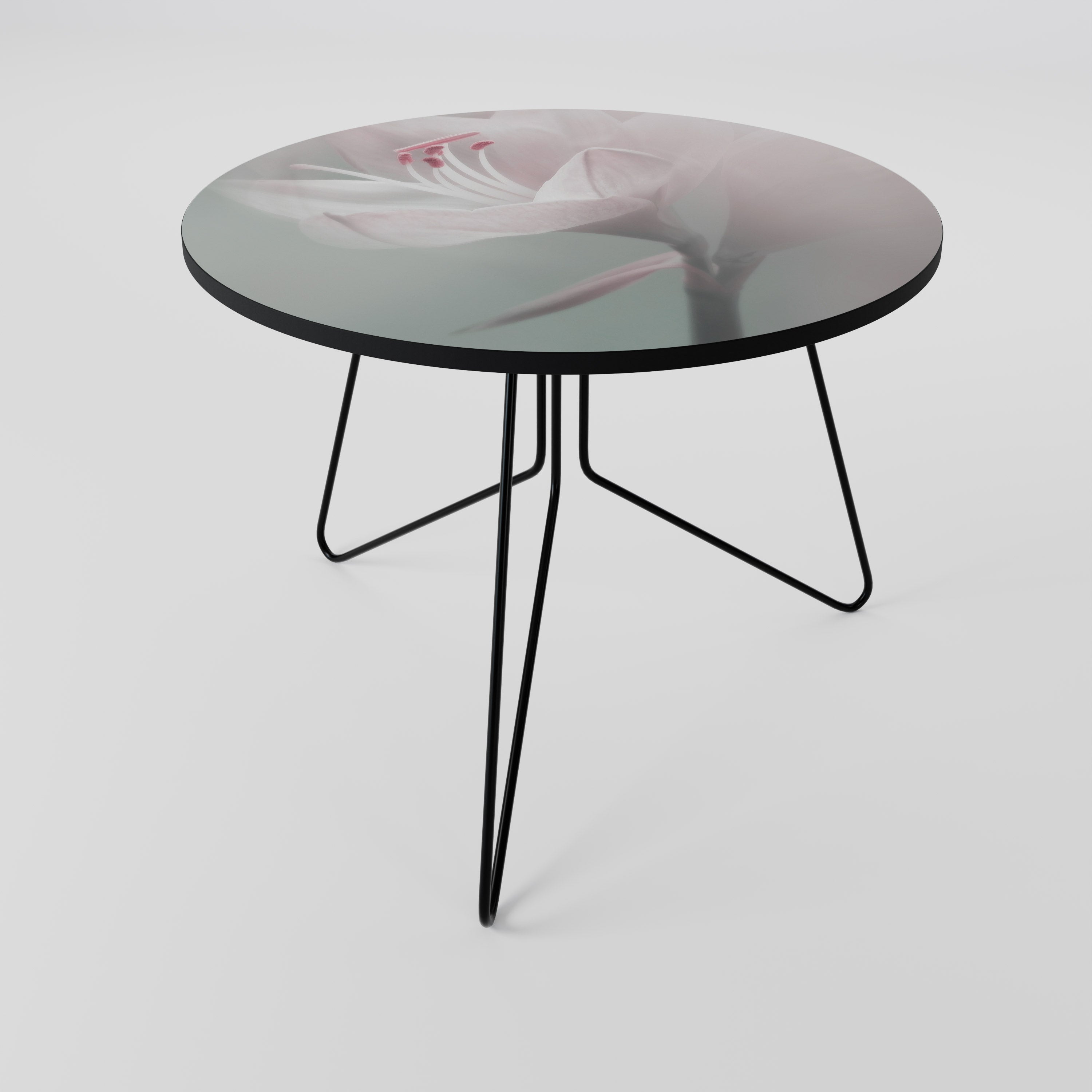 GENTLE LILY Coffee Table