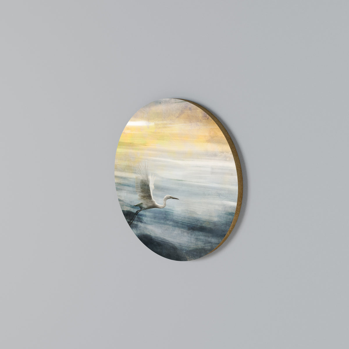 HERON IN FLY Στρογγυλός πίνακας ζωγραφικής